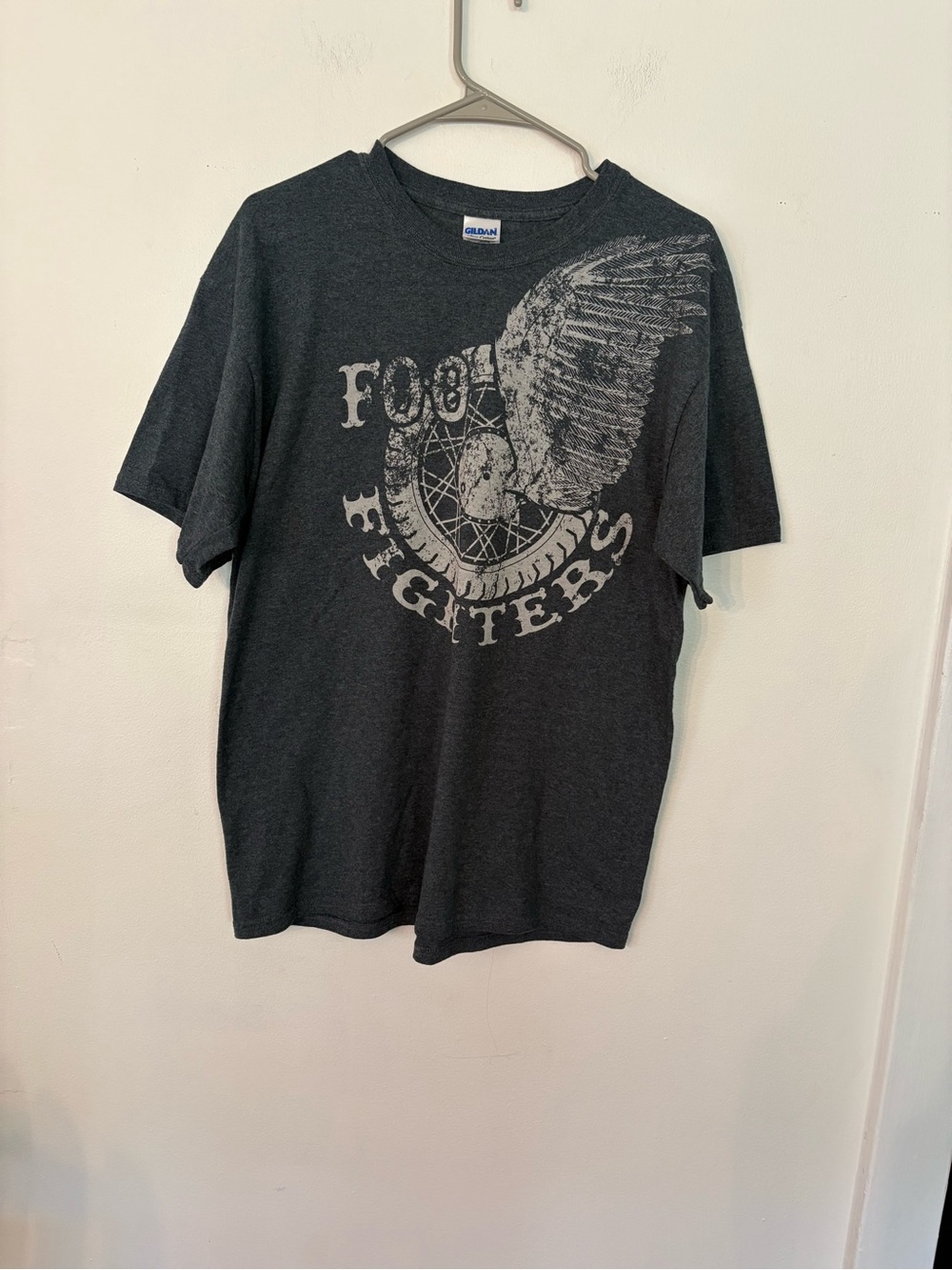 Gildan Dark Gray Foo Fighters Wing Graphic Tee